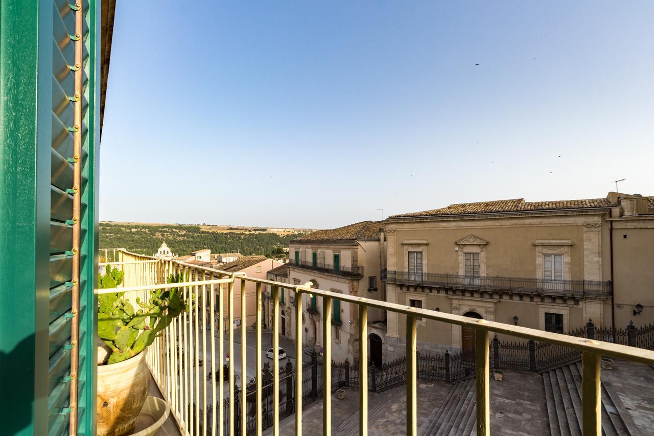 Appartamenti Vista Duomo - Ibla - Pomelia Ragusa Buitenkant foto