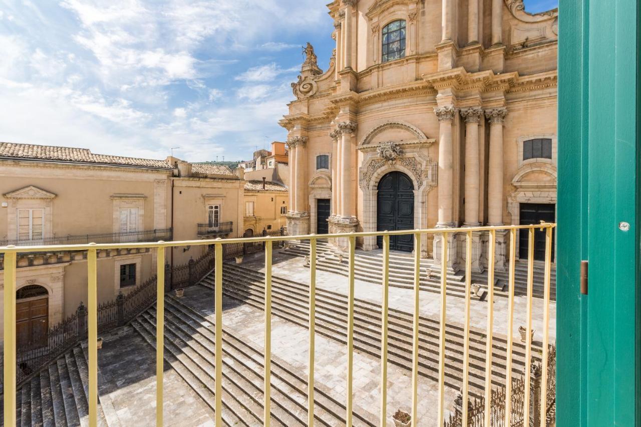 Appartamenti Vista Duomo - Ibla - Pomelia Ragusa Buitenkant foto